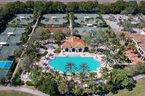 9253 Este Lago Drive Boca Raton FL 33496