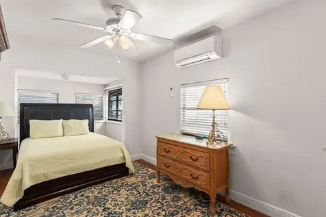 921 S M Street Lake Worth Beach FL 33460
