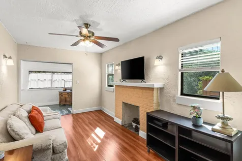 921 S M Street Lake Worth Beach FL 33460