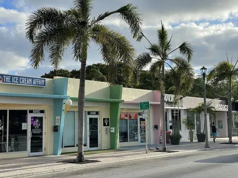 921 S M Street Lake Worth Beach FL 33460