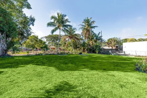 3800 N 10th Avenue Palm Springs FL 33461