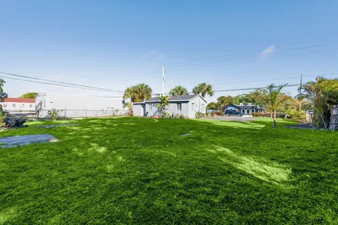 3800 N 10th Avenue Palm Springs FL 33461