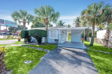3800 N 10th Avenue Palm Springs FL 33461