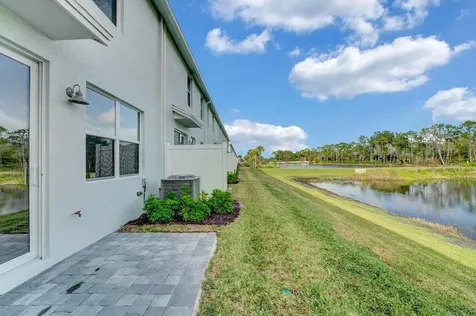 5748 Se Edgewater Circle Stuart FL 34997
