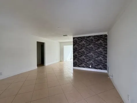 5408 Nw 49th Avenue Tamarac FL 33319