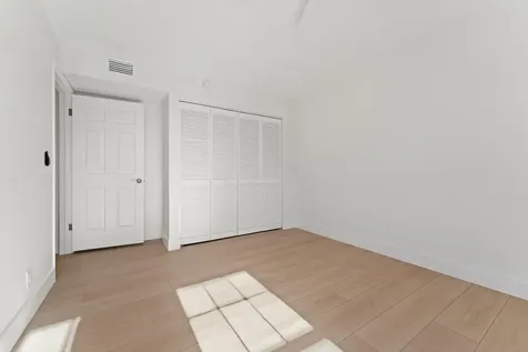 4270 Hazel Avenue Palm Beach Gardens FL 33410