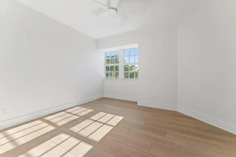 4270 Hazel Avenue Palm Beach Gardens FL 33410
