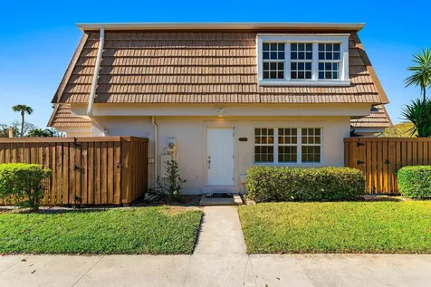 4270 Hazel Avenue Palm Beach Gardens FL 33410