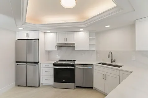 4270 Hazel Avenue Palm Beach Gardens FL 33410