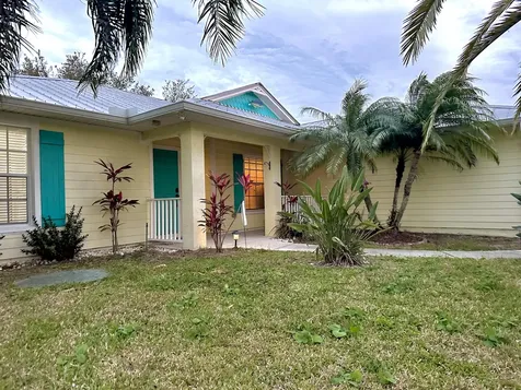 743 Sw Mccoy Avenue Port Saint Lucie FL 34953