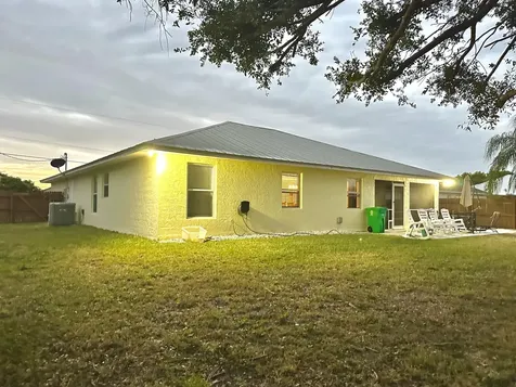743 Sw Mccoy Avenue Port Saint Lucie FL 34953