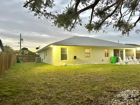 743 Sw Mccoy Avenue Port Saint Lucie FL 34953
