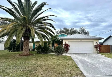 743 Sw Mccoy Avenue Port Saint Lucie FL 34953