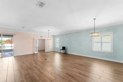 5285 Nw South Delwood Drive Port Saint Lucie FL 34986