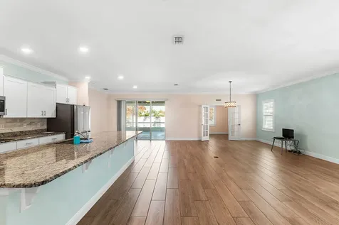 5285 Nw South Delwood Drive Port Saint Lucie FL 34986