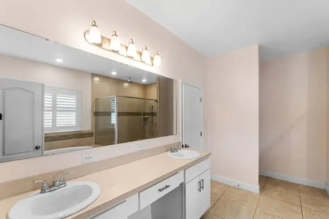 5285 Nw South Delwood Drive Port Saint Lucie FL 34986
