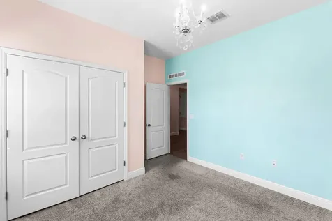 5285 Nw South Delwood Drive Port Saint Lucie FL 34986