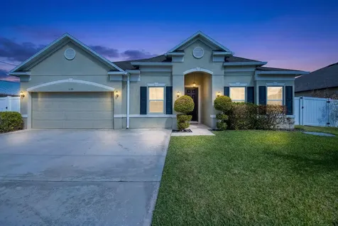 5285 Nw South Delwood Drive Port Saint Lucie FL 34986