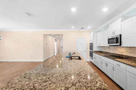5285 Nw South Delwood Drive Port Saint Lucie FL 34986