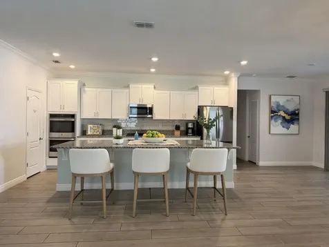 5285 Nw South Delwood Drive Port Saint Lucie FL 34986