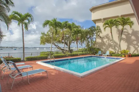 624 Sw Street Lucie Crescent Stuart FL 34994