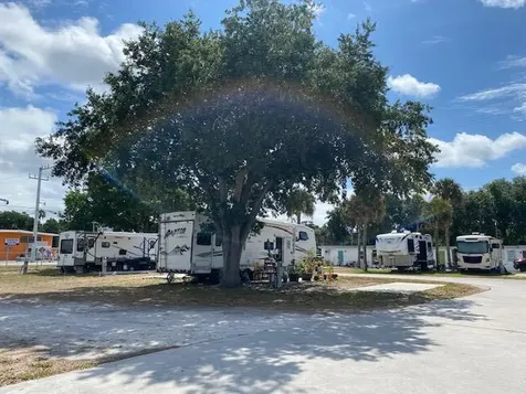 8680 Us Highway 441 Okeechobee FL 34974