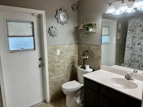 981 SW Mccomkle Avenue Port Saint Lucie FL 34953