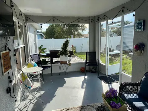 981 SW Mccomkle Avenue Port Saint Lucie FL 34953