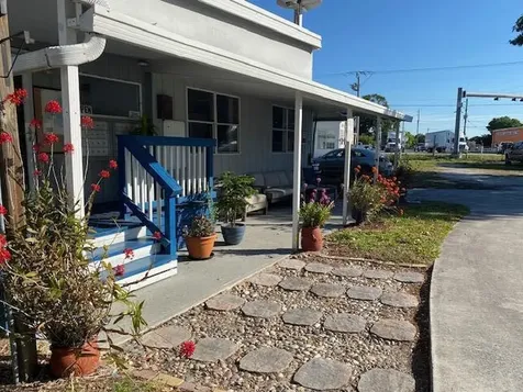 8680 Us Highway 441 Okeechobee FL 34974