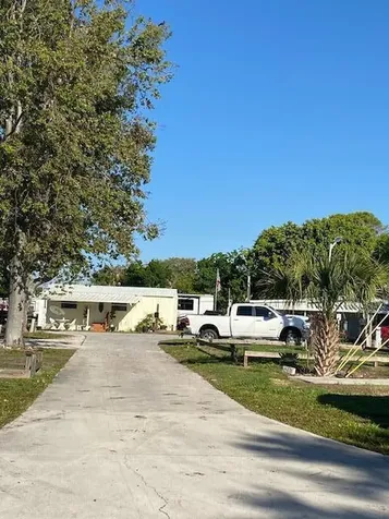 8680 Us Highway 441 Okeechobee FL 34974