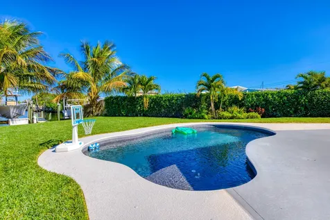 247 Sw Riverway Boulevard Palm City FL 34990