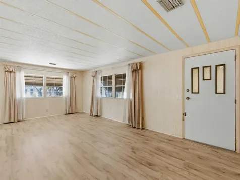 8903 Oak Street Boynton Beach FL 33436