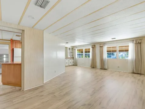 8903 Oak Street Boynton Beach FL 33436