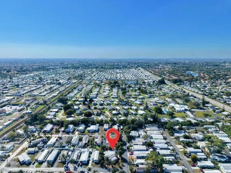 8903 Oak Street Boynton Beach FL 33436