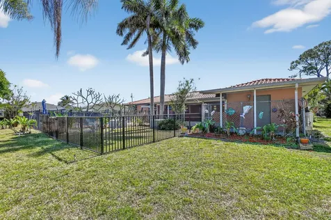 2449 Gertrude Drive Lake Worth FL 33462