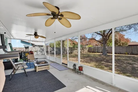1011 Se Euclid Lane Port Saint Lucie FL 34983