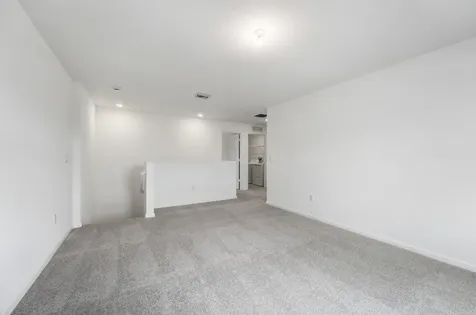 10485 NW Suncrest Loop Port Saint Lucie FL 34987