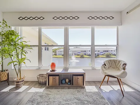675 W Lake Jasmine Circle Vero Beach FL 32962