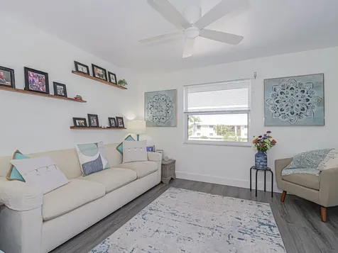675 W Lake Jasmine Circle Vero Beach FL 32962
