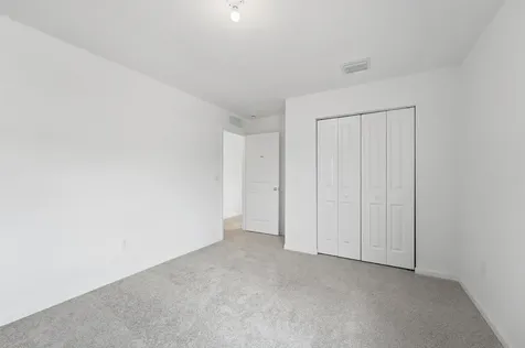 10436 NW Suncrest Loop Port Saint Lucie FL 34987