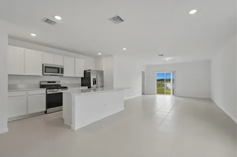 10436 NW Suncrest Loop Port Saint Lucie FL 34987