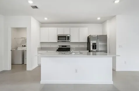 10436 NW Suncrest Loop Port Saint Lucie FL 34987