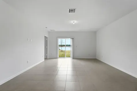 10436 NW Suncrest Loop Port Saint Lucie FL 34987