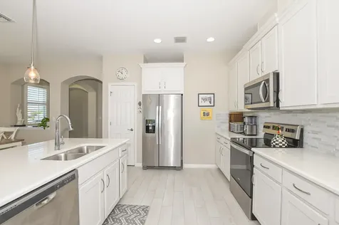 12819 Sw Lake Fern Circle Port Saint Lucie FL 34987