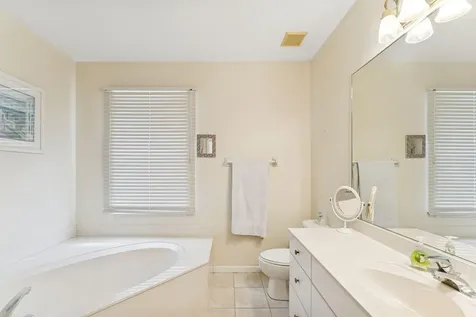 2102 Se Herron Avenue Port Saint Lucie FL 34952