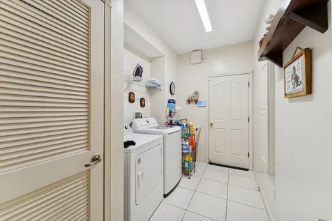 2102 Se Herron Avenue Port Saint Lucie FL 34952