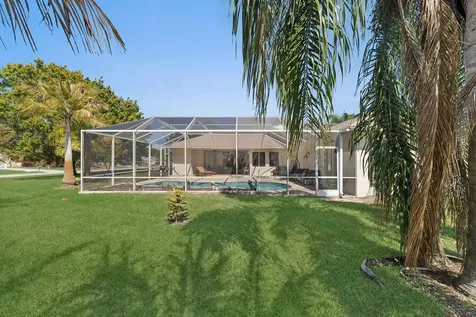 2102 Se Herron Avenue Port Saint Lucie FL 34952