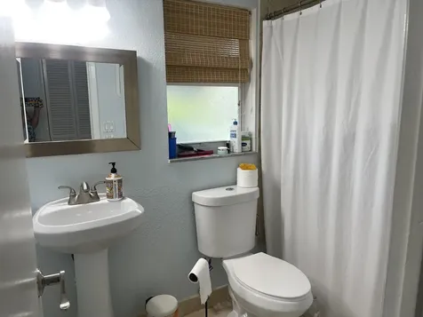 3123 SW Natura Avenue Deerfield Beach FL 33441