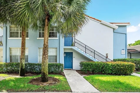 3237 Clint Moore Road Boca Raton FL 33496