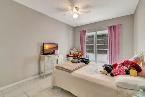 51 Ventnor C Deerfield Beach FL 33442